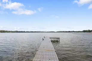 827 W Northeast Shore Dr, McHenry, IL 60051 - Photo 17