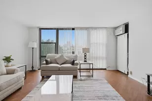 2605 S Indiana Ave, Chicago, IL 60616 - Photo 9