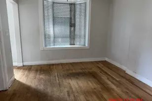 7430 S Champlain Ave, Chicago, IL 60619 - Photo 3