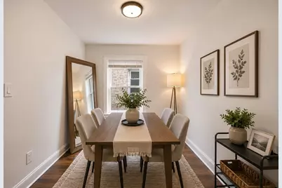 4836 W Barry Avenue, Chicago, IL 60641 - Photo 11