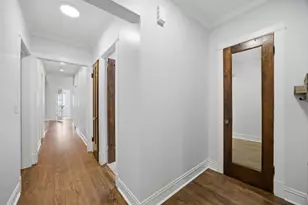 4836 W Barry Ave, Chicago, IL 60641 - Photo 19