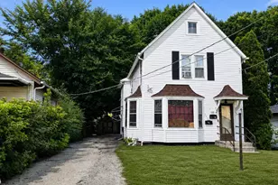 517 N Jackson St, Waukegan, IL 60085 - Photo 1