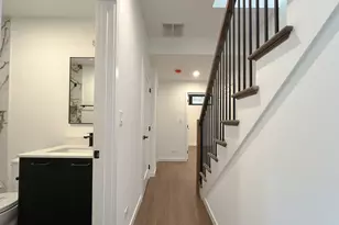 3710 N Kenmore Ave, Chicago, IL 60613 - Photo 13