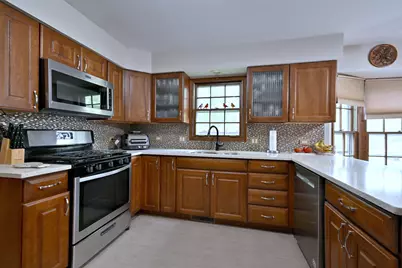 27W168 Chartwell Drive, Winfield, IL 60190 - Photo 13
