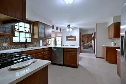 27W168 Chartwell Drive, Winfield, IL 60190 - Photo 11