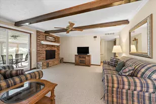 2440 Harbor Ct, Aurora, IL 60504 - Photo 7