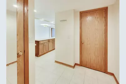 1365 Ashland Avenue #501, Des Plaines, IL 60016 - Photo 7