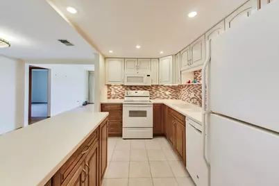 1365 Ashland Avenue #501, Des Plaines, IL 60016 - Photo 15