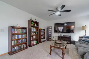 5513 Alexandria Dr, Lake in the Hills, IL 60156 - Photo 17