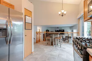 5513 Alexandria Dr, Lake in the Hills, IL 60156 - Photo 11