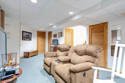 5513 Alexandria Drive, Lake in the Hills, IL 60156 - Photo 27