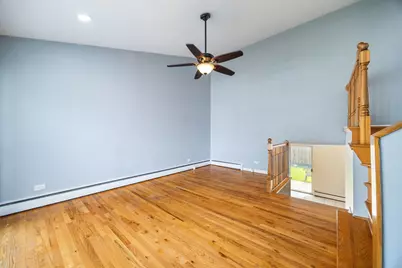 8837 Robin Drive, Des Plaines, IL 60016 - Photo 3