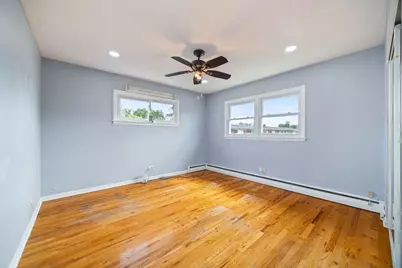 8837 Robin Drive, Des Plaines, IL 60016 - Photo 13