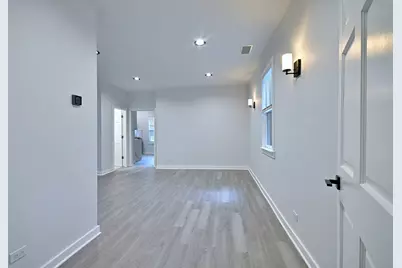 2932 N Lakewood Avenue #1, Chicago, IL 60657 - Photo 5