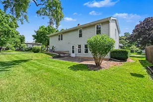 101 S Lancaster Dr, Bolingbrook, IL 60440 - Photo 29