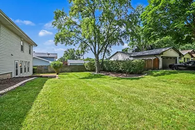 101 S Lancaster Drive, Bolingbrook, IL 60440 - Photo 31