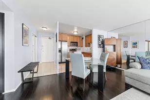 3600 N Lake Shore Dr, Chicago, IL 60613 - Photo 5