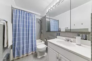 3600 N Lake Shore Dr, Chicago, IL 60613 - Photo 11