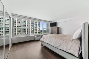 3600 N Lake Shore Dr, Chicago, IL 60613 - Photo 9
