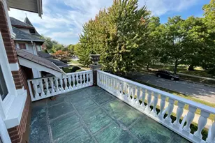 5227 W Argyle St, Chicago, IL 60630 - Photo 7