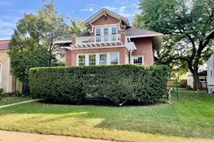 5227 W Argyle St, Chicago, IL 60630 - Photo 1