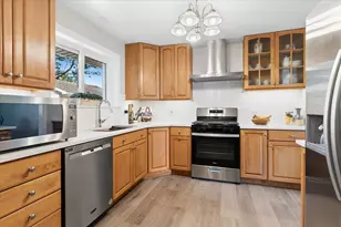 7311 Lake St, Morton Grove, IL 60053 - Photo 3