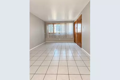 1636 N 33rd Avenue, Melrose Park, IL 60160 - Photo 3