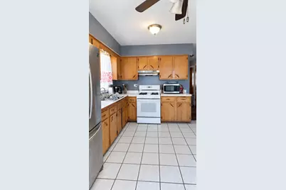 1636 N 33rd Avenue, Melrose Park, IL 60160 - Photo 11