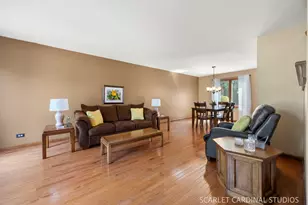 519 Calduto Cir, Villa Park, IL 60181 - Photo 5