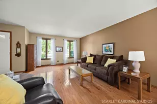 519 Calduto Cir, Villa Park, IL 60181 - Photo 3
