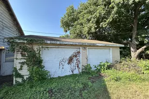 1801 Karo St, Pekin, IL 61554 - Photo 19