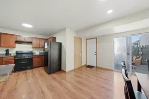 752 Four Seasons Blvd, Aurora, IL 60504 - Photo 5
