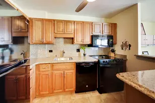 [Address not provided], Chicago, IL 60610 - Photo 7