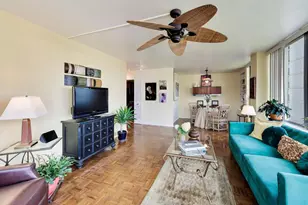 [Address not provided], Chicago, IL 60610 - Photo 3