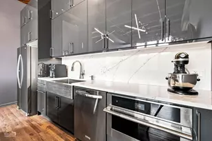 1872 N Clybourn Ave, Chicago, IL 60614 - Photo 13