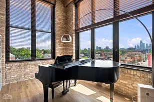 1872 N Clybourn Ave, Chicago, IL 60614 - Photo 9