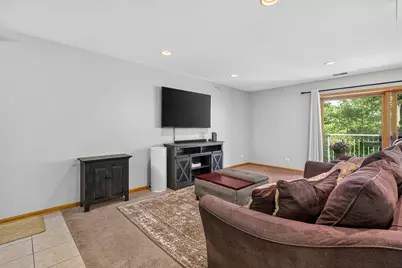 1011 Ashley Court S #2D, Lockport, IL 60441 - Photo 3