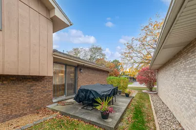 2210 207th Place, Lynwood, IL 60411 - Photo 19