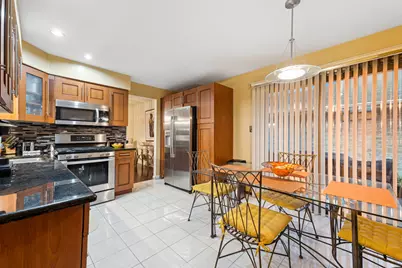 2210 207th Place, Lynwood, IL 60411 - Photo 7