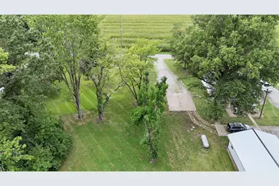 8364 Stuyvesant Street, Benton, IL 62812 - Photo 11