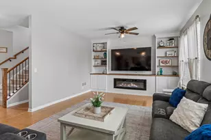 711 Jorstad Dr, North Aurora, IL 60542 - Photo 9