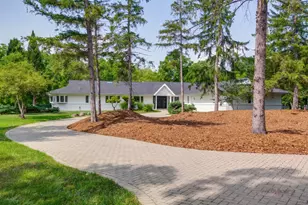 18 Alexandra Dr, Mettawa, IL 60048 - Photo 1