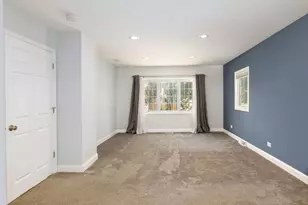 10007 S Kolin Ave, Oak Lawn, IL 60453 - Photo 9