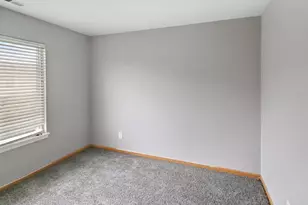 678 Zachary Dr, Romeoville, IL 60446 - Photo 9