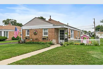 2702 Calwagner Avenue, Franklin Park, IL 60131 - Photo 1