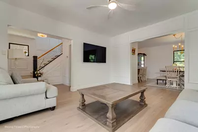 107 E Jefferson Avenue, Wheaton, IL 60187 - Photo 9