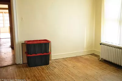 8001 S Oglesby Avenue, Chicago, IL 60617 - Photo 15
