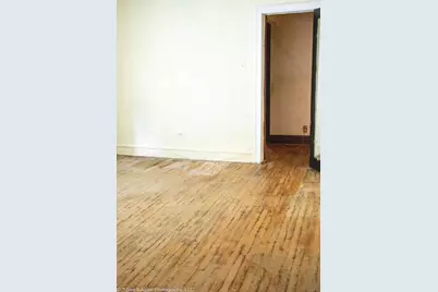 8001 S Oglesby Avenue, Chicago, IL 60617 - Photo 9