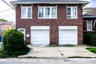 8001 S Oglesby Ave, Chicago, IL 60617 - Photo 3