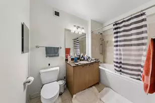 225 N Columbus Dr, Chicago, IL 60601 - Photo 11